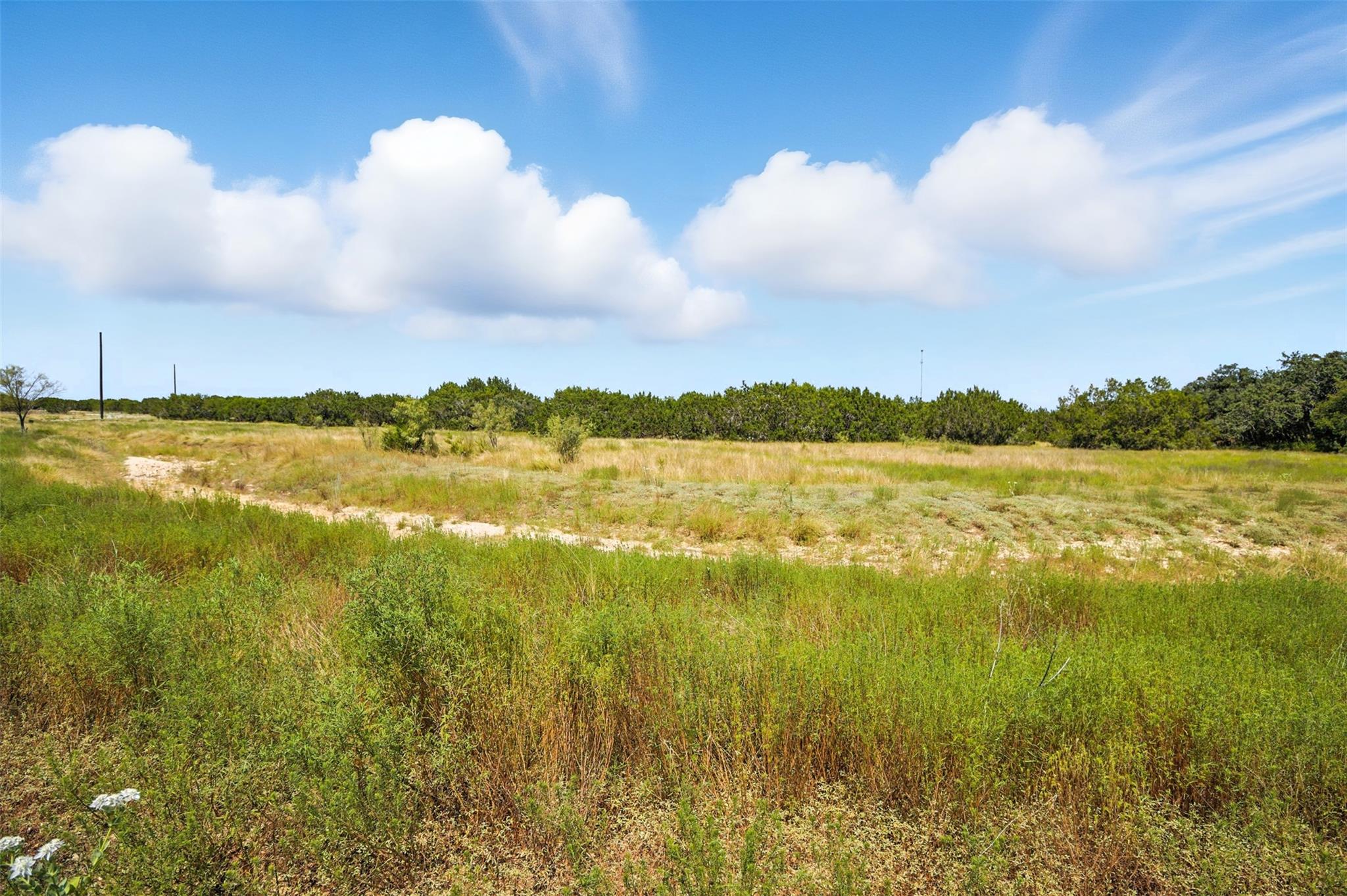 186 Becky Ln, Bertram, TX 78605