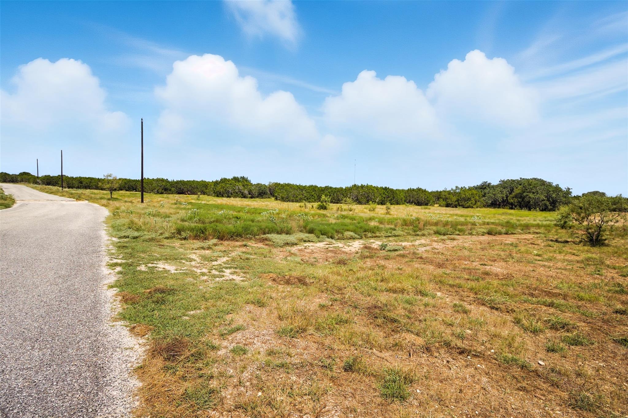 186 Becky Ln, Bertram, TX 78605