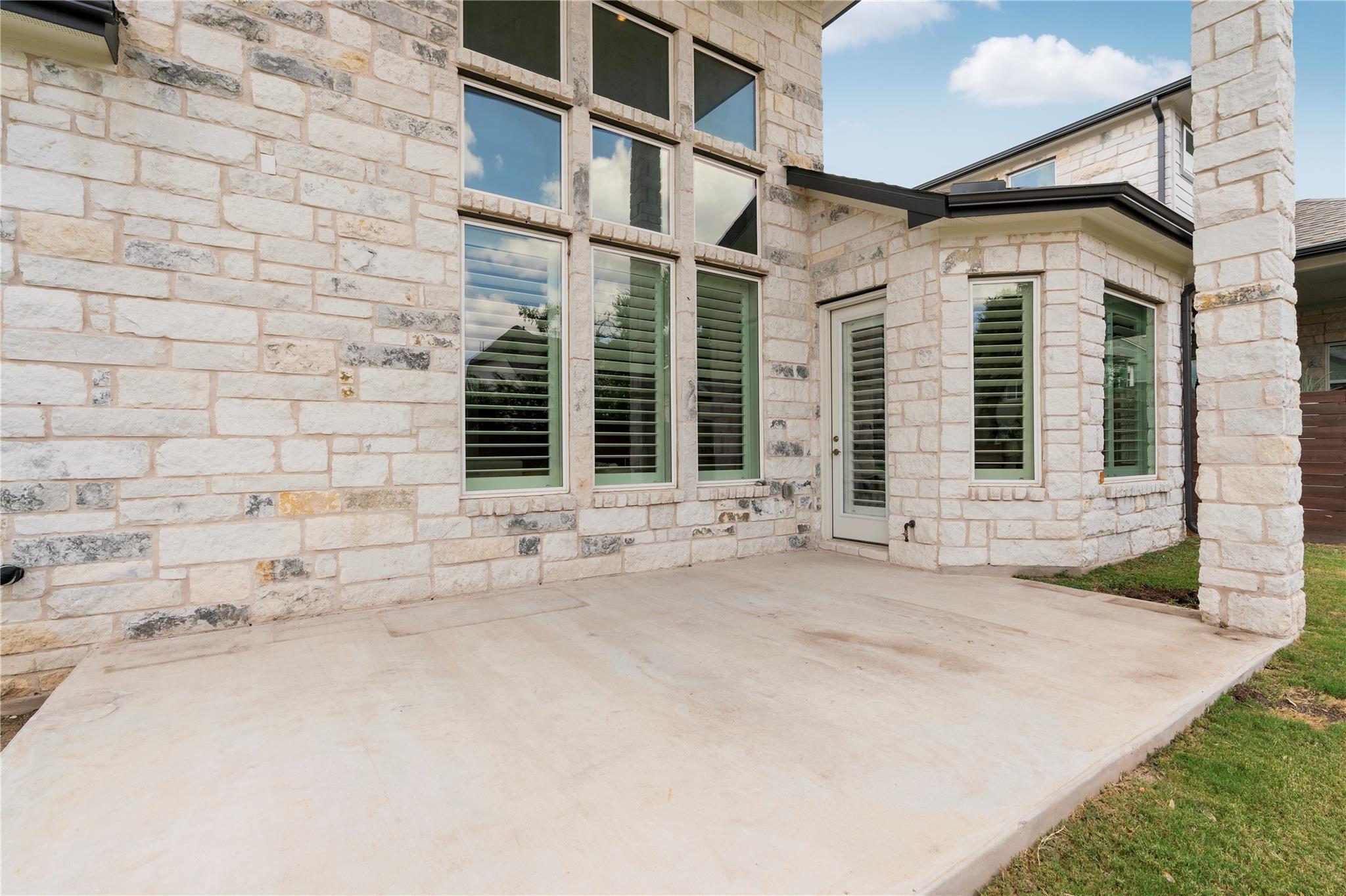 16800 Morelle Dr, Austin, TX 78738