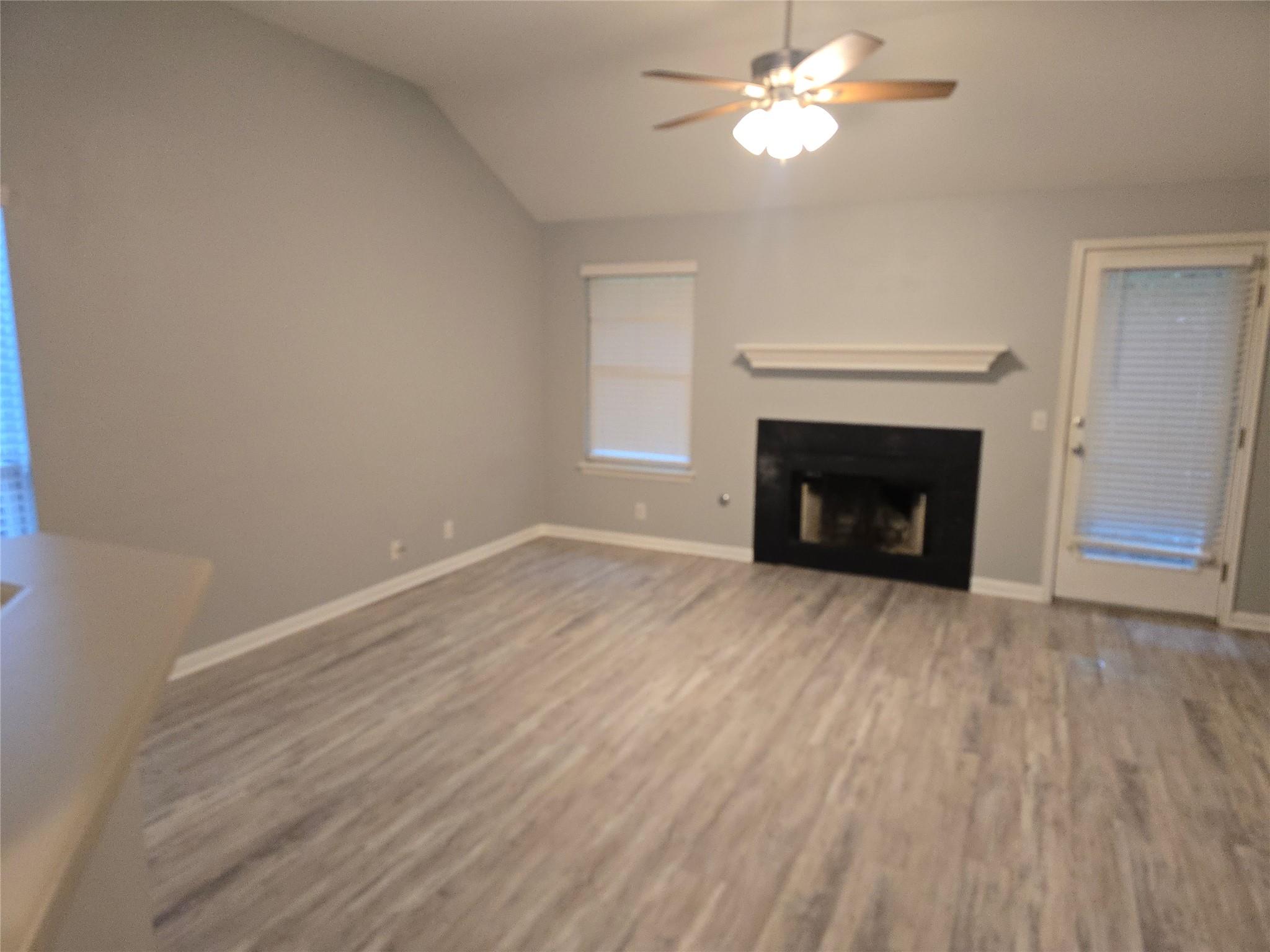 4911 Edenbourgh Ln, Austin, TX 78754