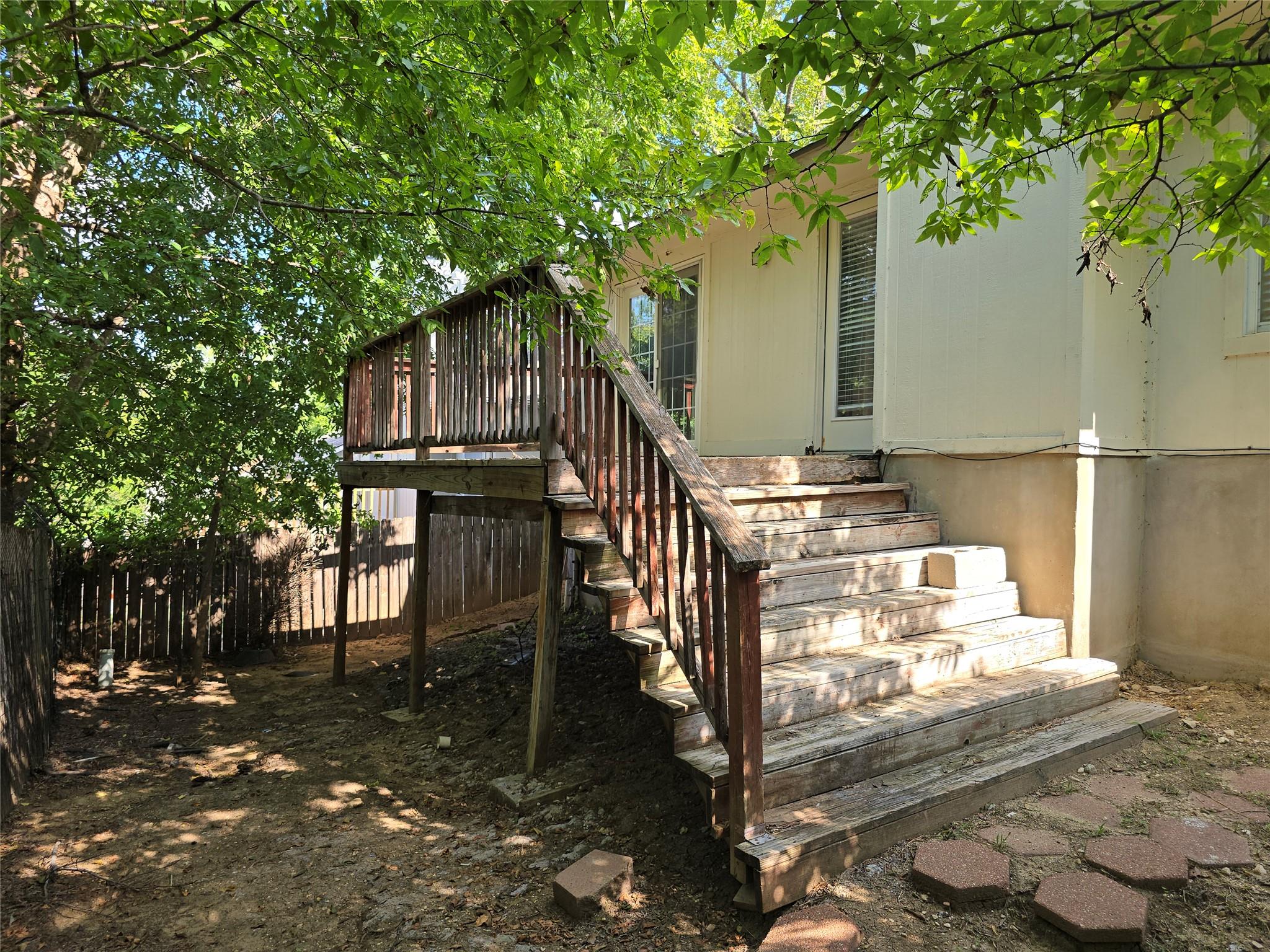 4911 Edenbourgh Ln, Austin, TX 78754