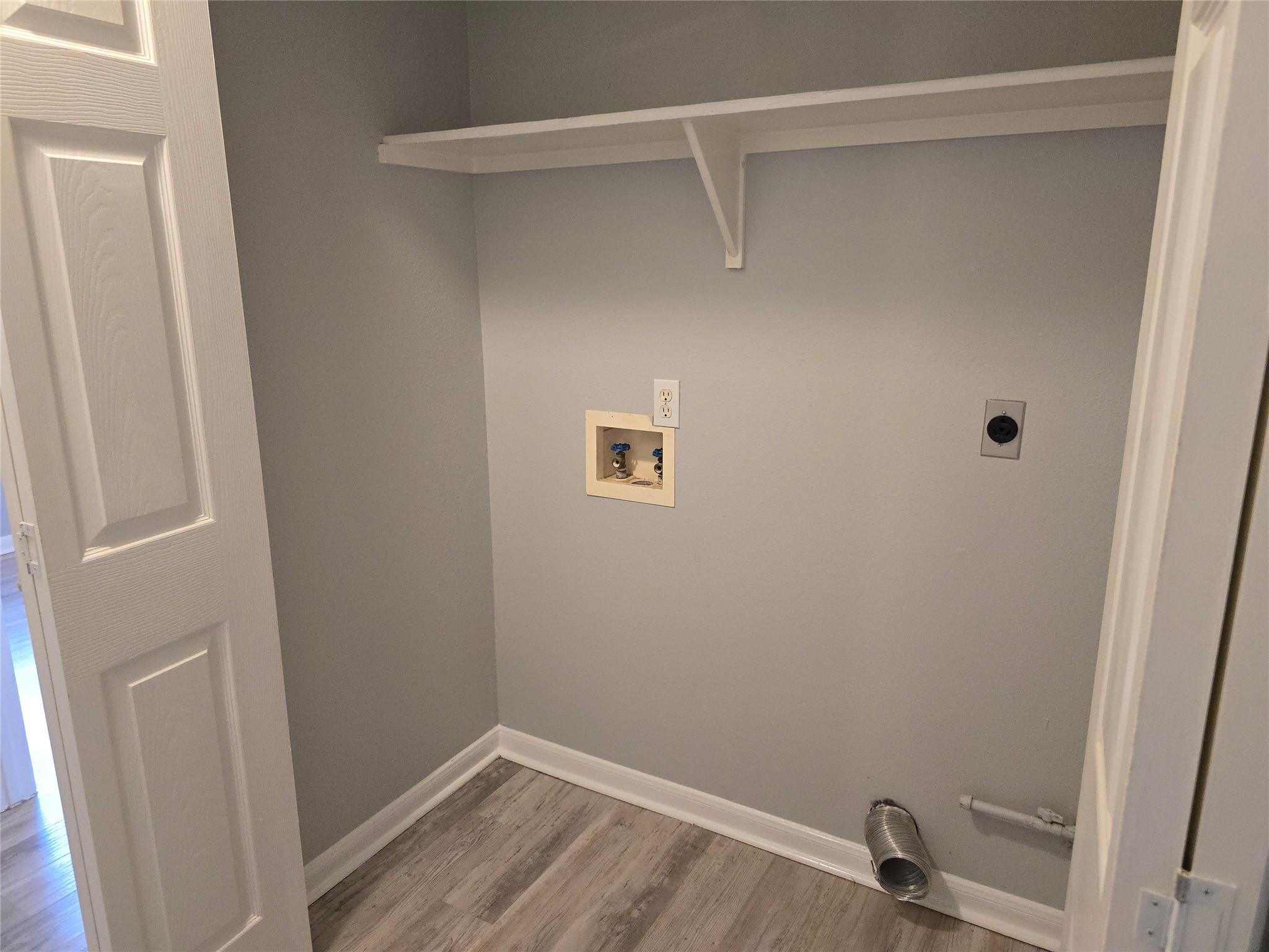 4911 Edenbourgh Ln, Austin, TX 78754