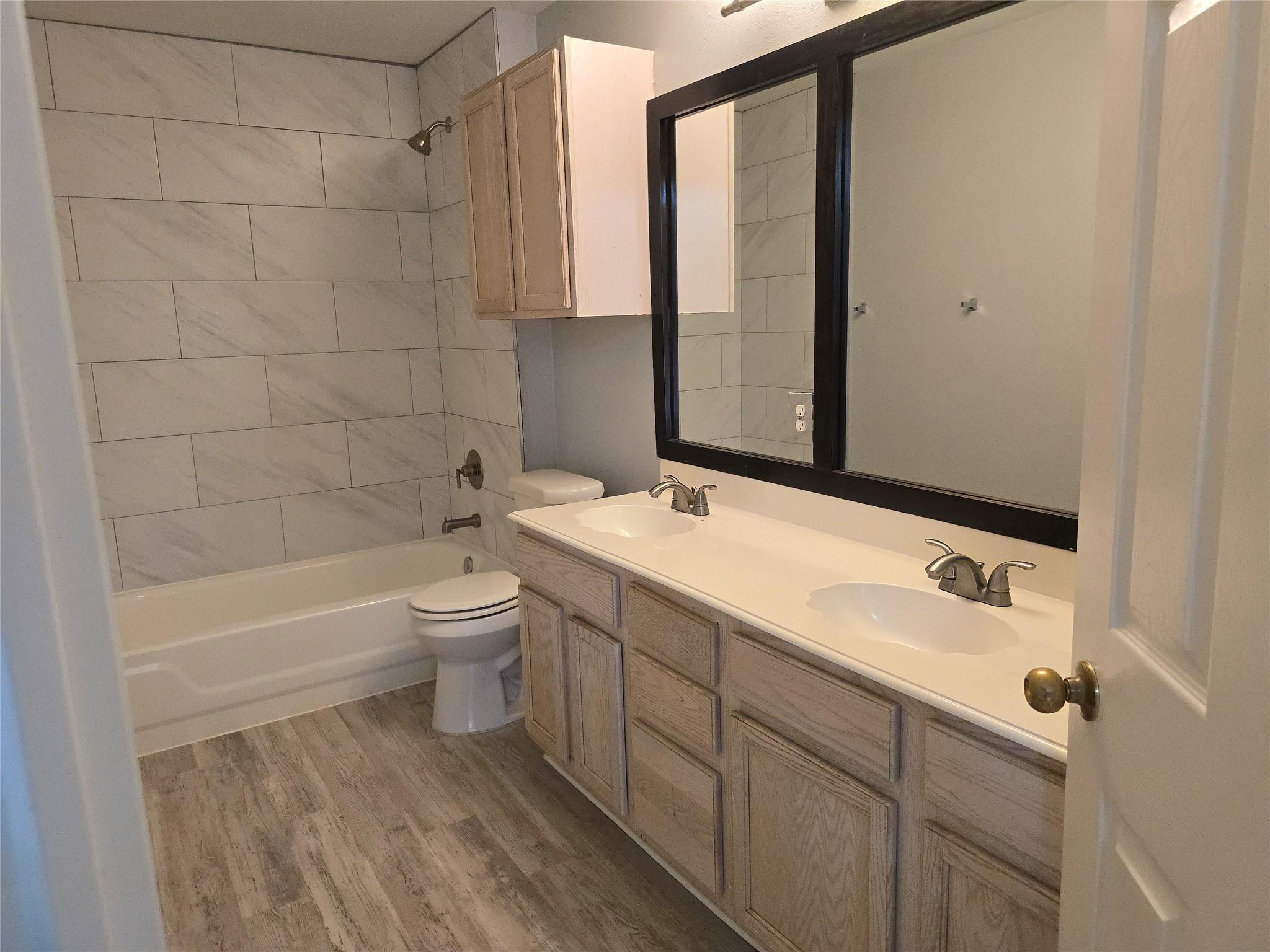 4911 Edenbourgh Ln, Austin, TX 78754