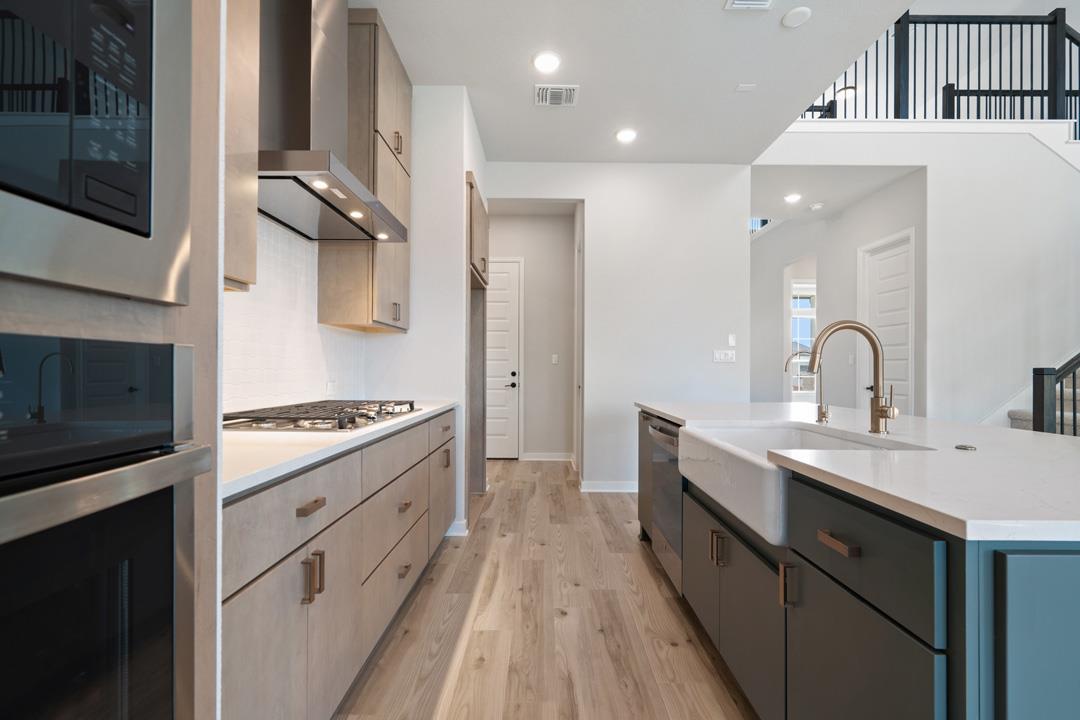 136 McDougall Pass, Liberty Hill, TX 78642