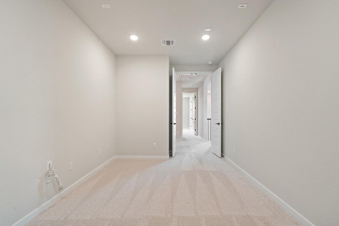 136 McDougall Pass, Liberty Hill, TX 78642