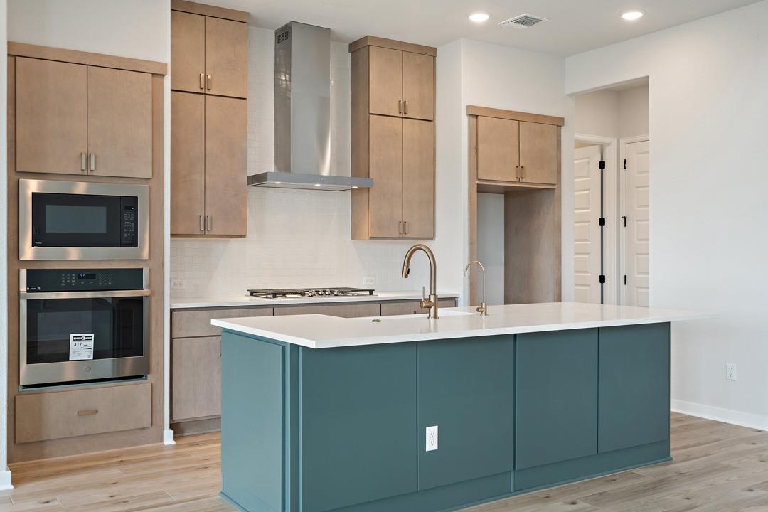 136 McDougall Pass, Liberty Hill, TX 78642