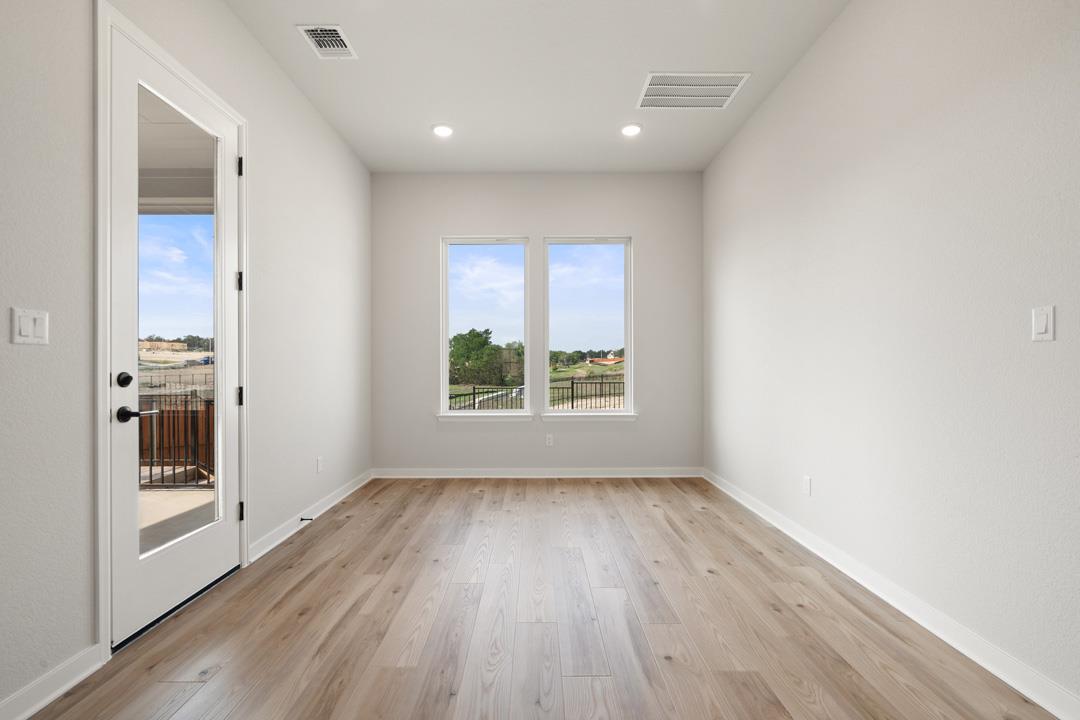 136 McDougall Pass, Liberty Hill, TX 78642