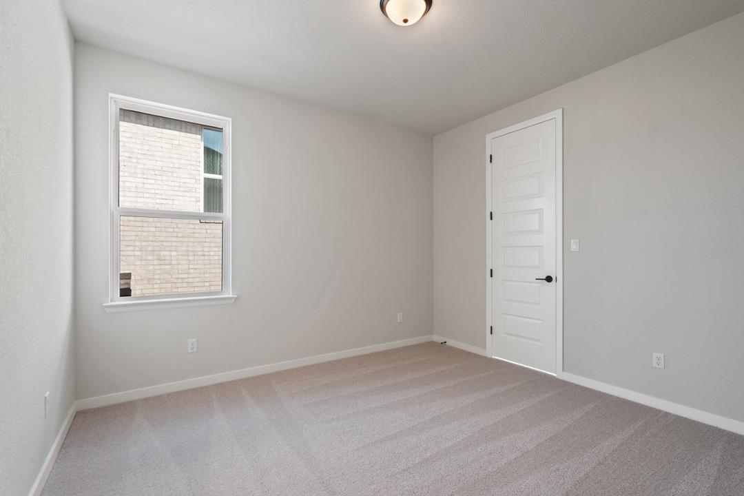 136 McDougall Pass, Liberty Hill, TX 78642