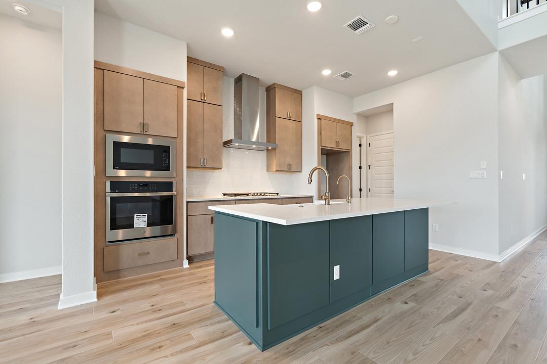 136 McDougall Pass, Liberty Hill, TX 78642