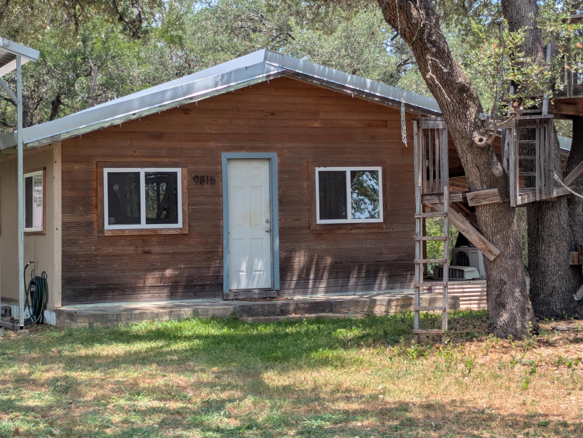 9815 TRAILS END Rd, Leander, TX 78641
