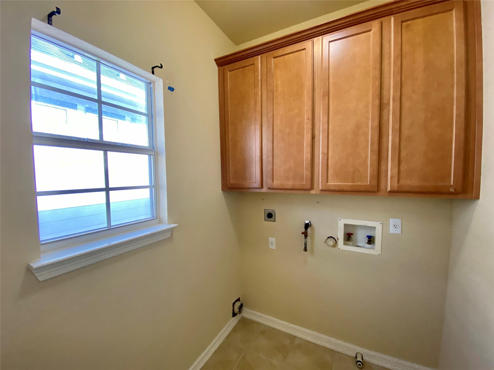 6704 Menchaca Rd # 8, Austin, TX 78745