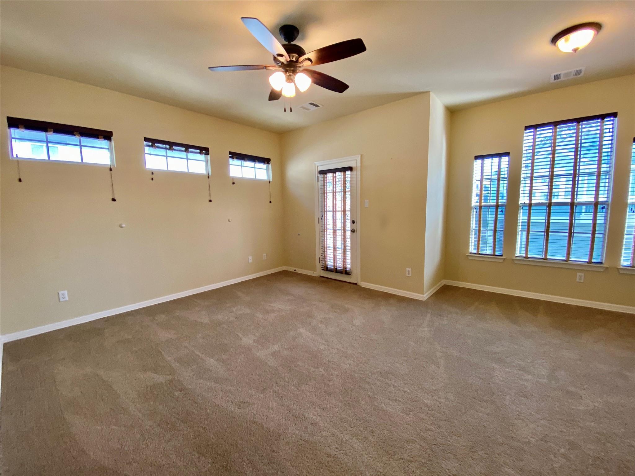 6704 Menchaca Rd # 8, Austin, TX 78745