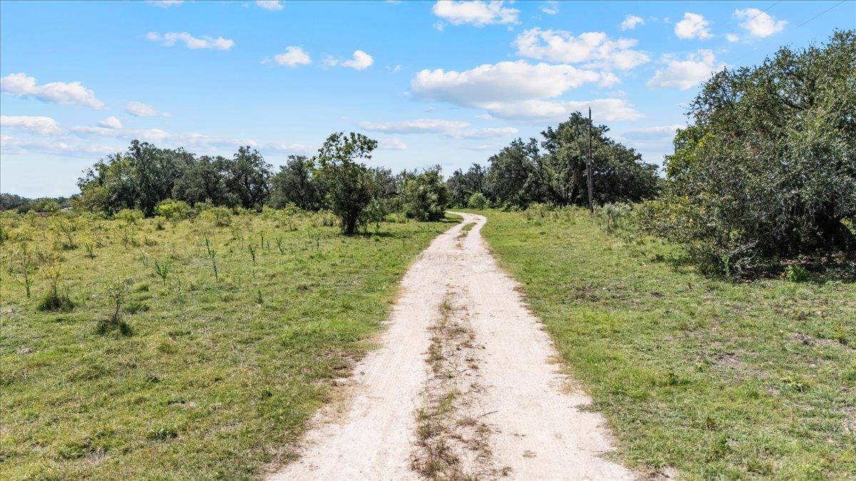 2401 County Road 219, Florence, TX 76527