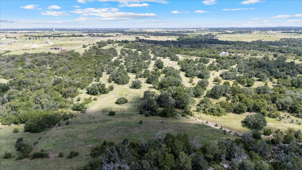 2401 County Road 219, Florence, TX 76527