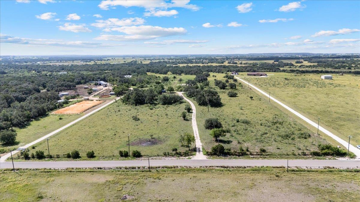 2401 County Road 219, Florence, TX 76527