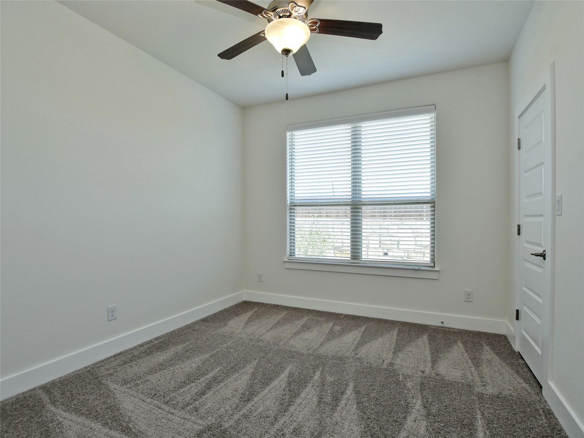 402 E Parkline Dr # 24A, Georgetown, TX 78626