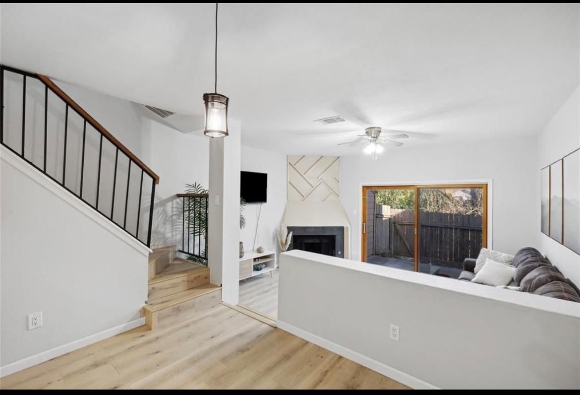 11404 Walnut Ridge Dr # 10, Austin, TX 78753