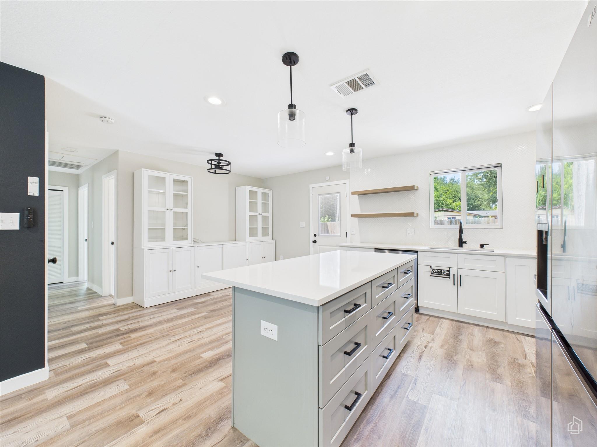8810 Slayton Dr, Austin, TX 78753