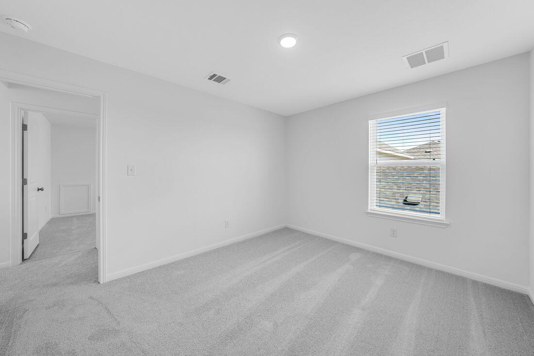 512 Emory Crossing Blvd, Hutto, TX 78634