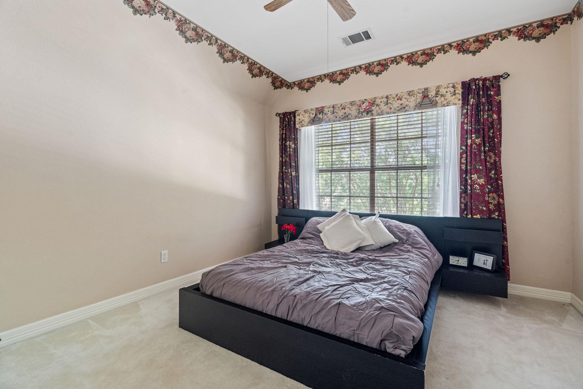 513 Champions Dr, Georgetown, TX 78628