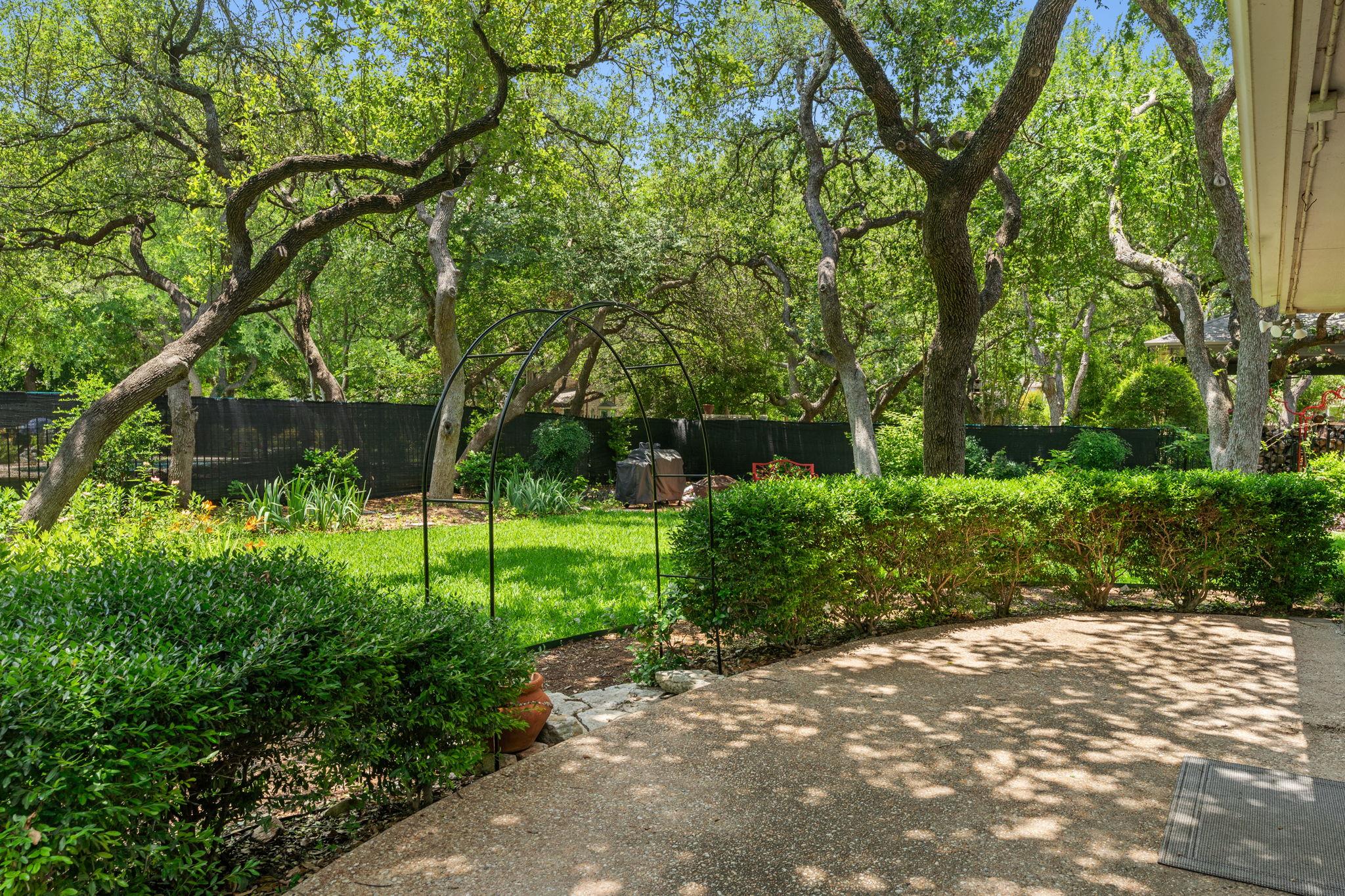 513 Champions Dr, Georgetown, TX 78628