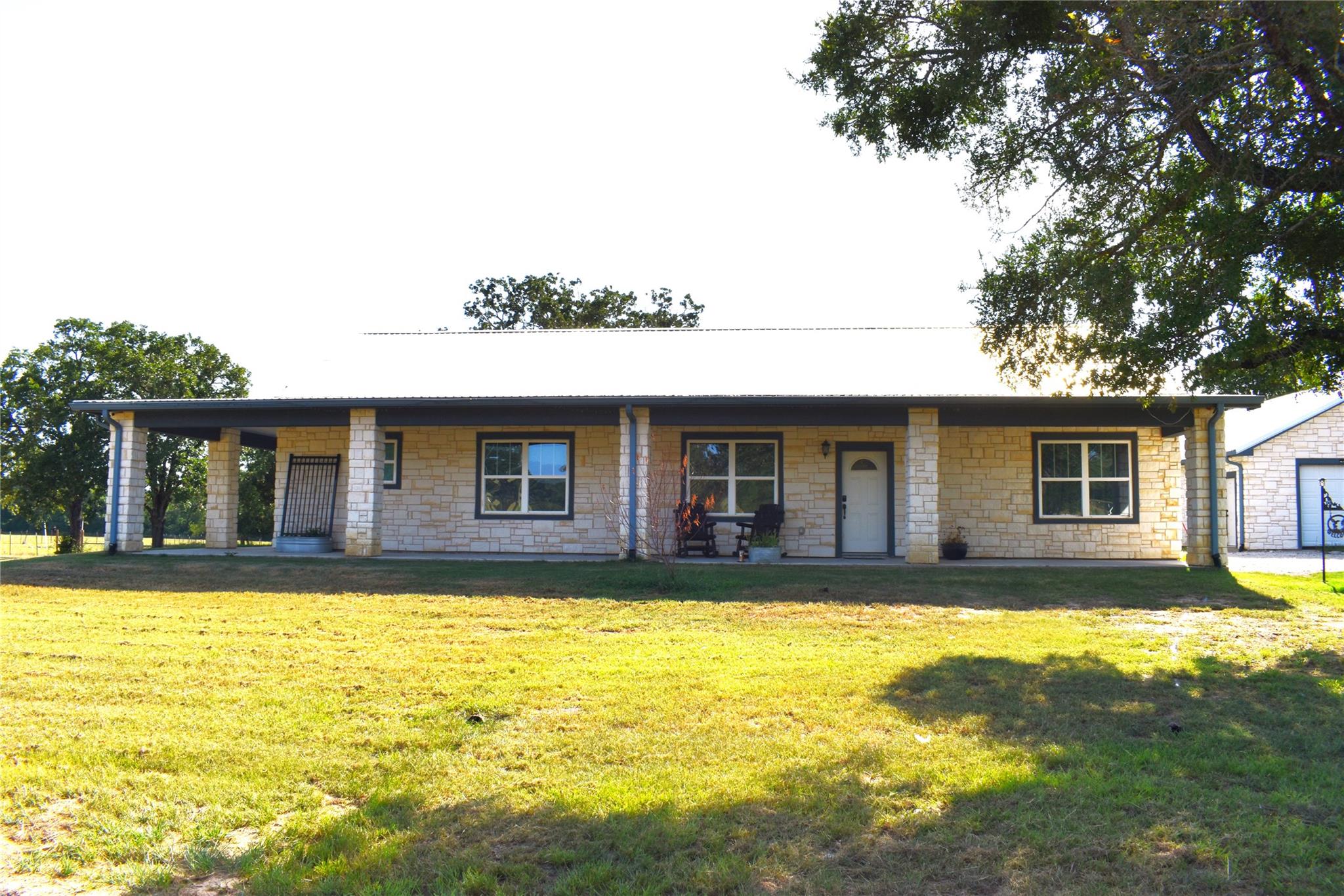1414 County Road 320, Rockdale, TX 76567