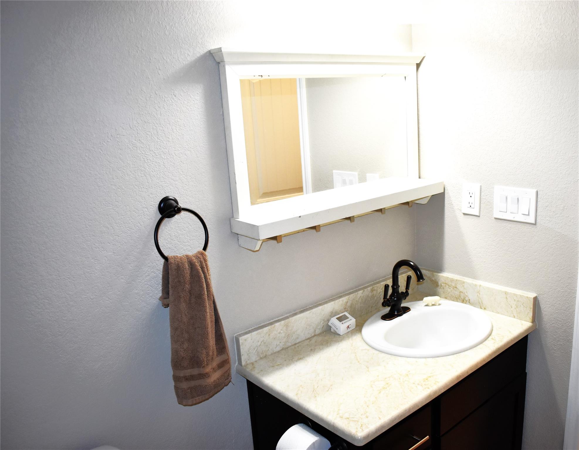 1414 County Road 320, Rockdale, TX 76567