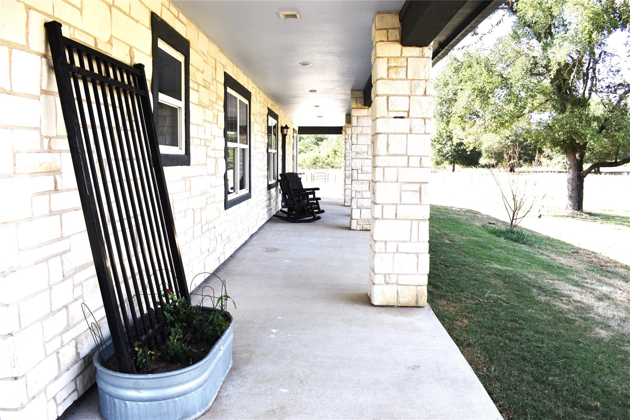 1414 County Road 320, Rockdale, TX 76567