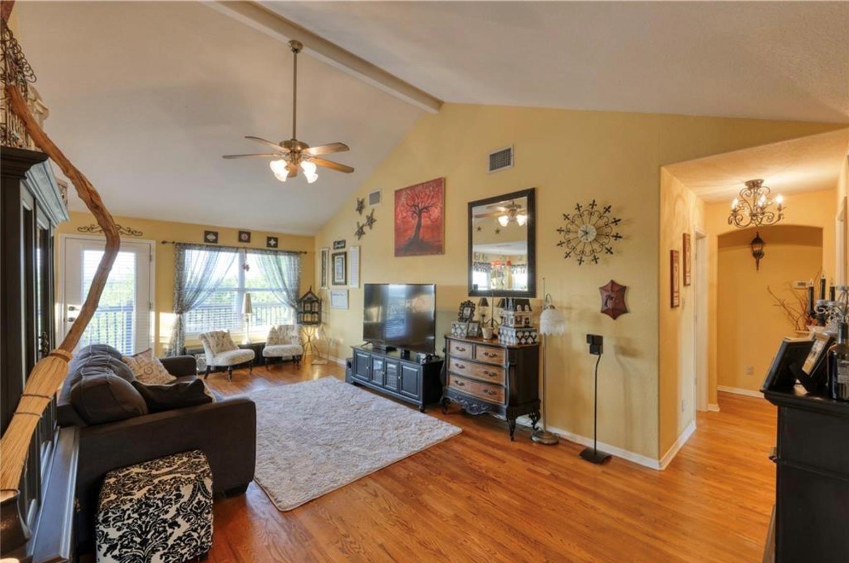 20504 National Dr, Lago Vista, TX 78645