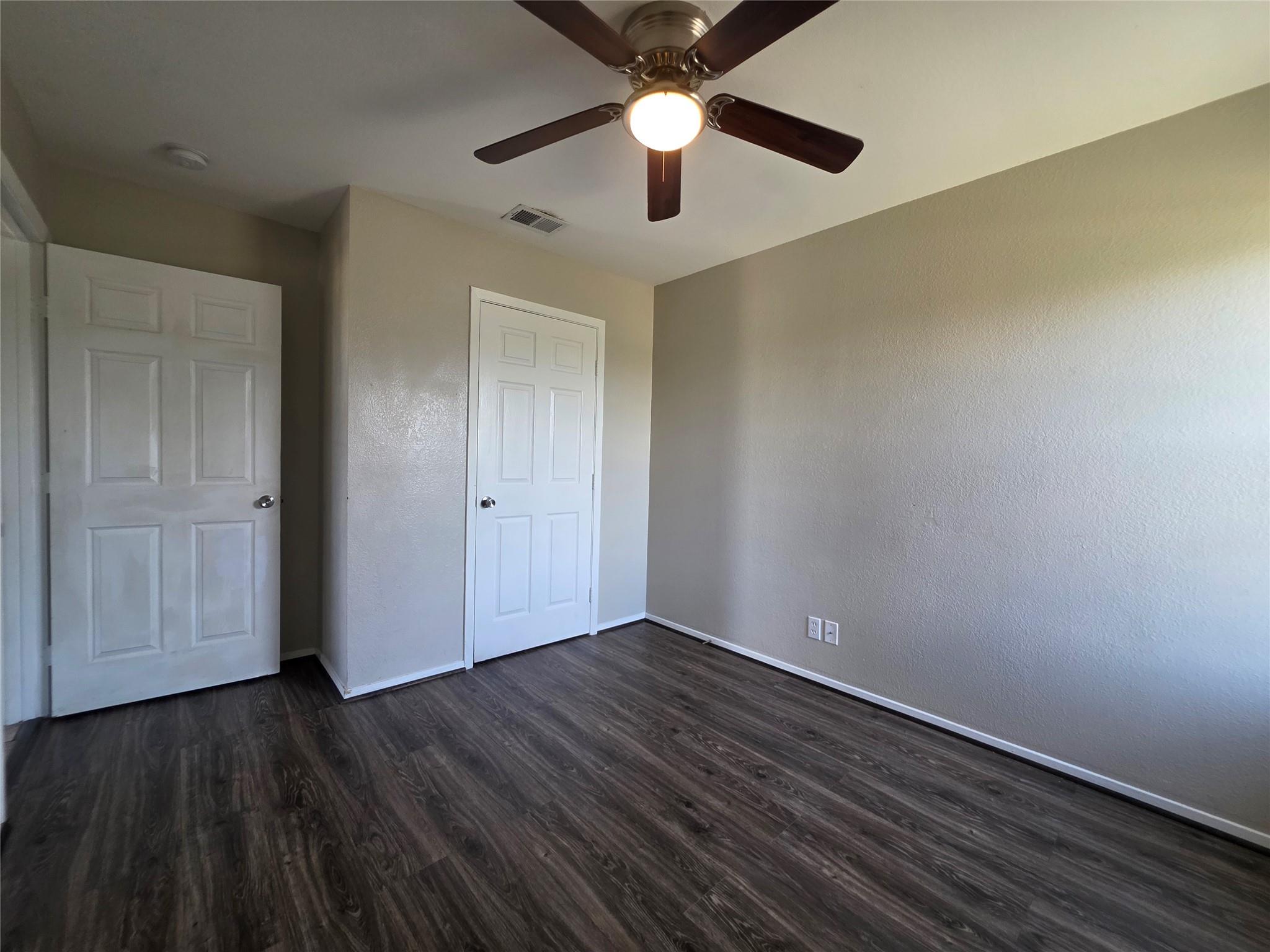 2200 Katy Ln # D, Georgetown, TX 78626