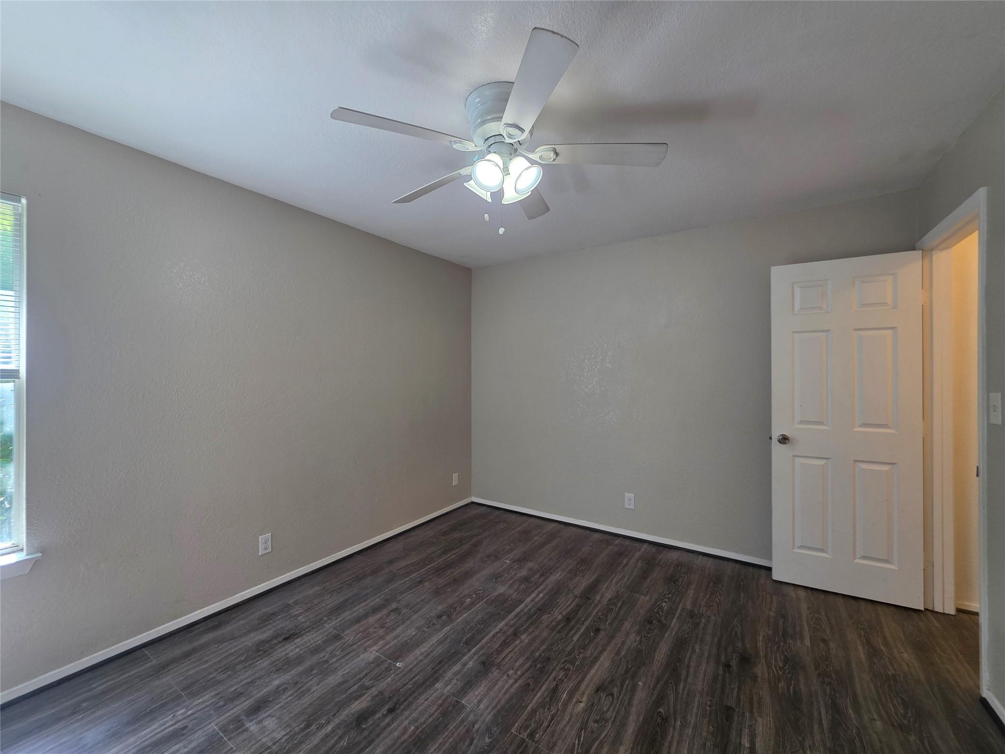 2200 Katy Ln # D, Georgetown, TX 78626