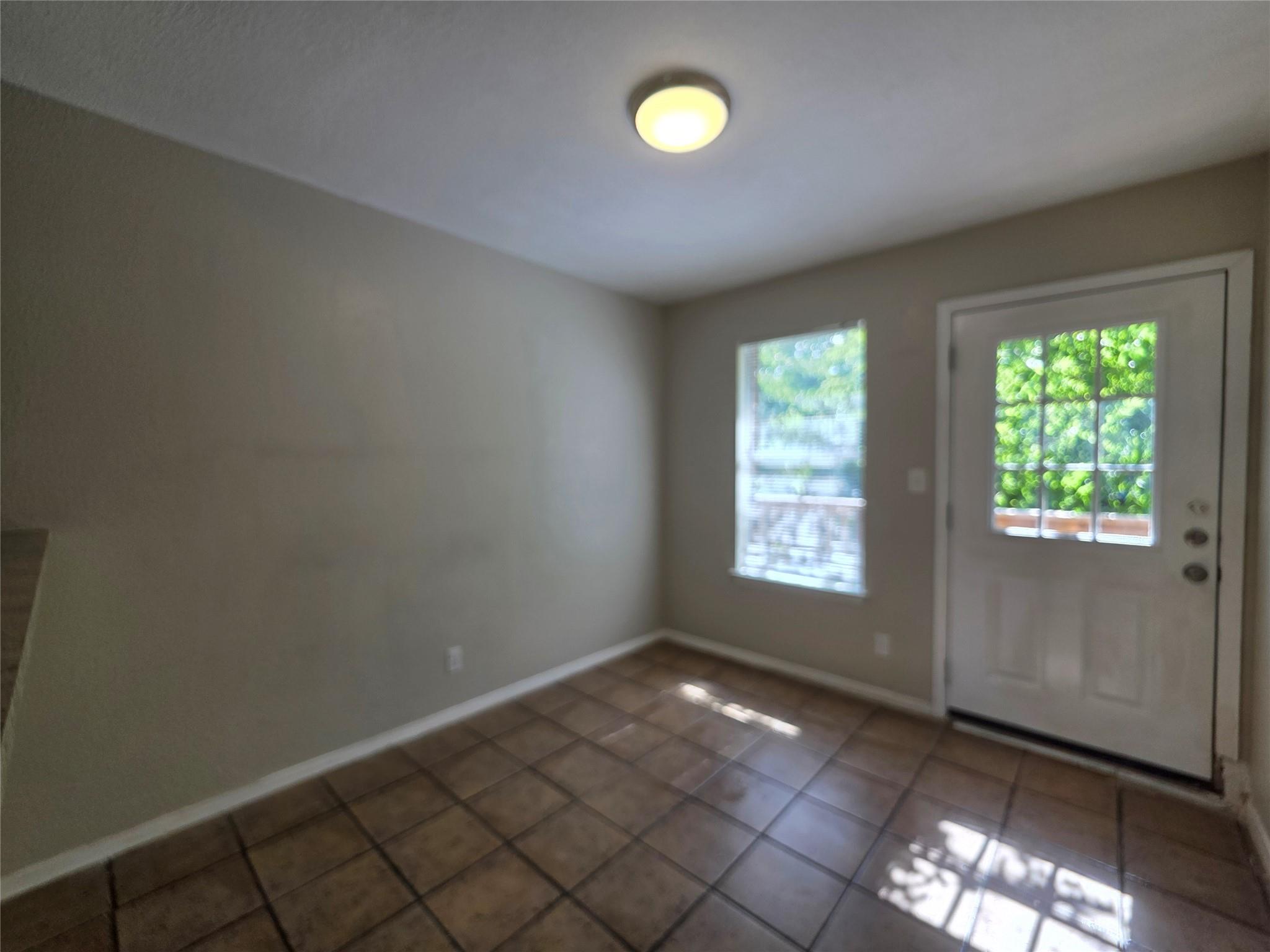 2200 Katy Ln # D, Georgetown, TX 78626