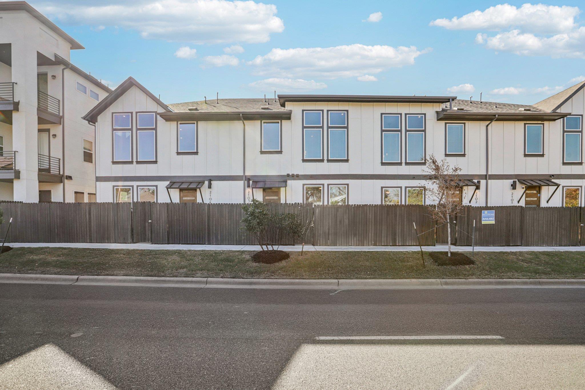 200 W 56th St # 2103, Austin, TX 78751