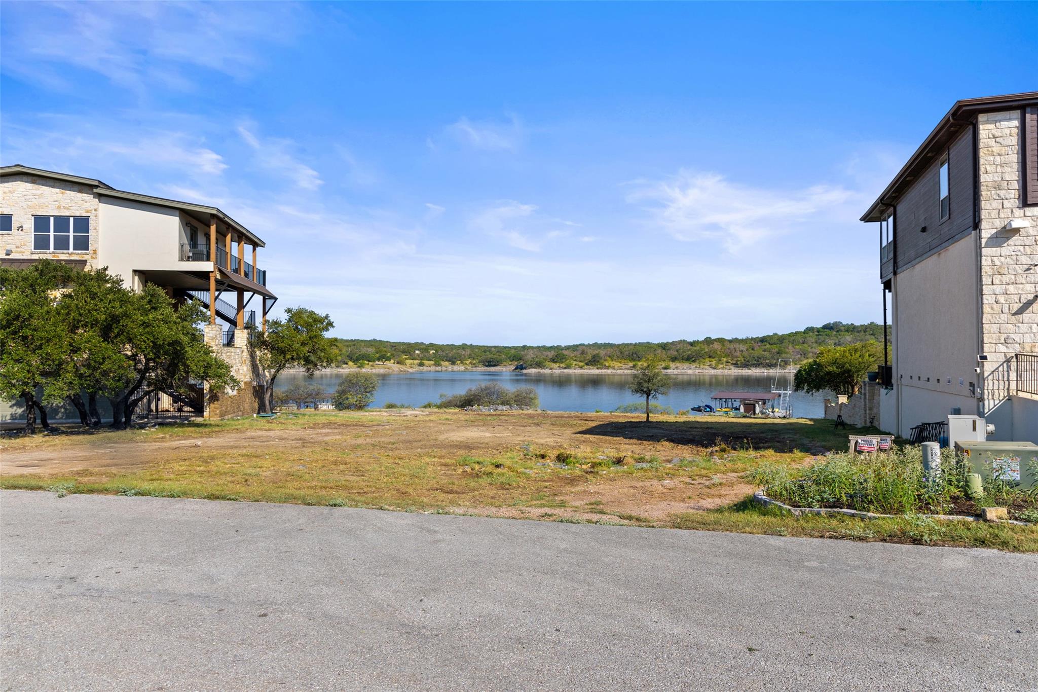 3006 Point Cv, Lago Vista, TX 78645