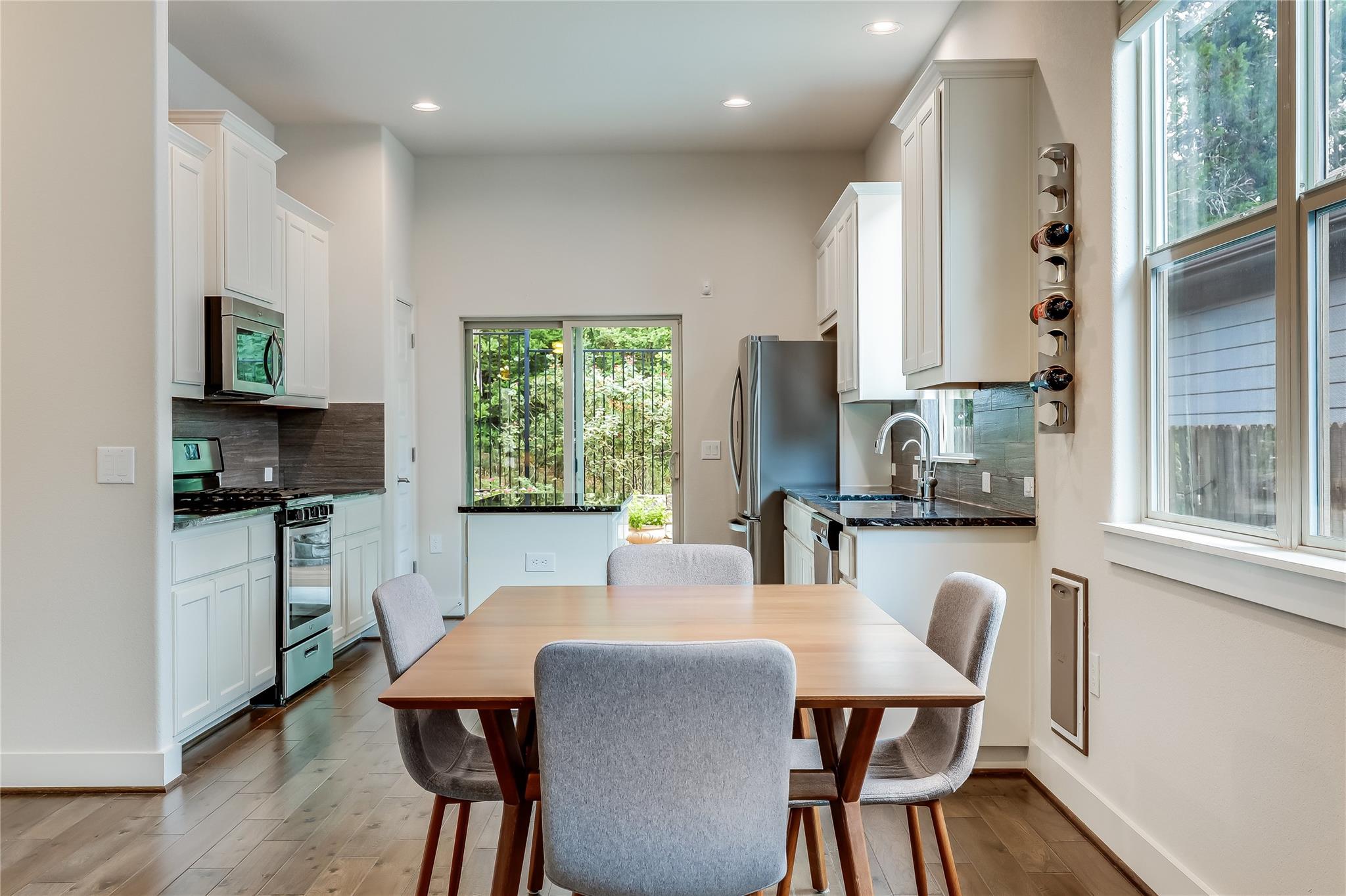 12109 Cottage Promenade Ct, Austin, TX 78753