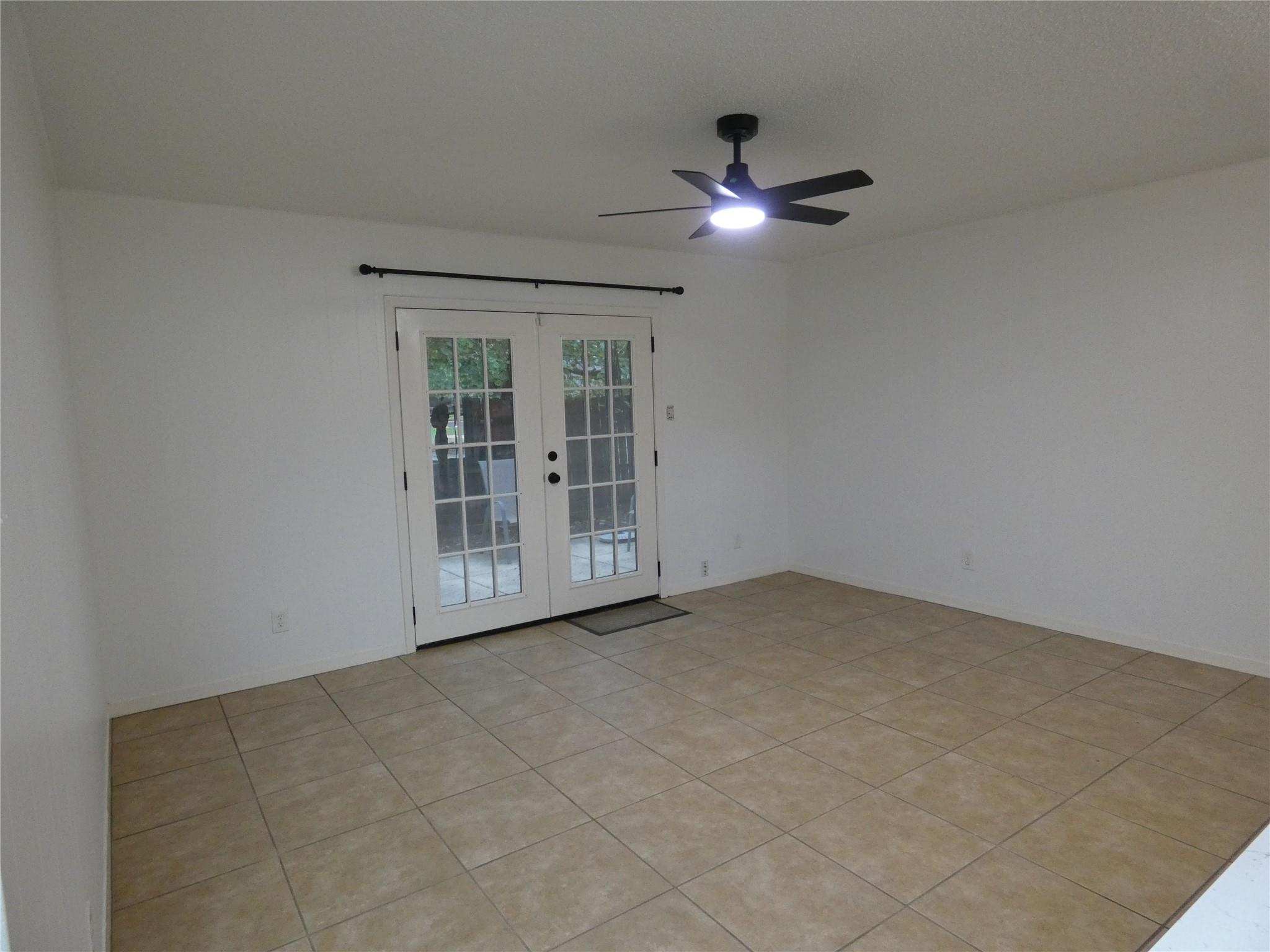 2203 Western Trails Blvd NE # B, Austin, TX 78745