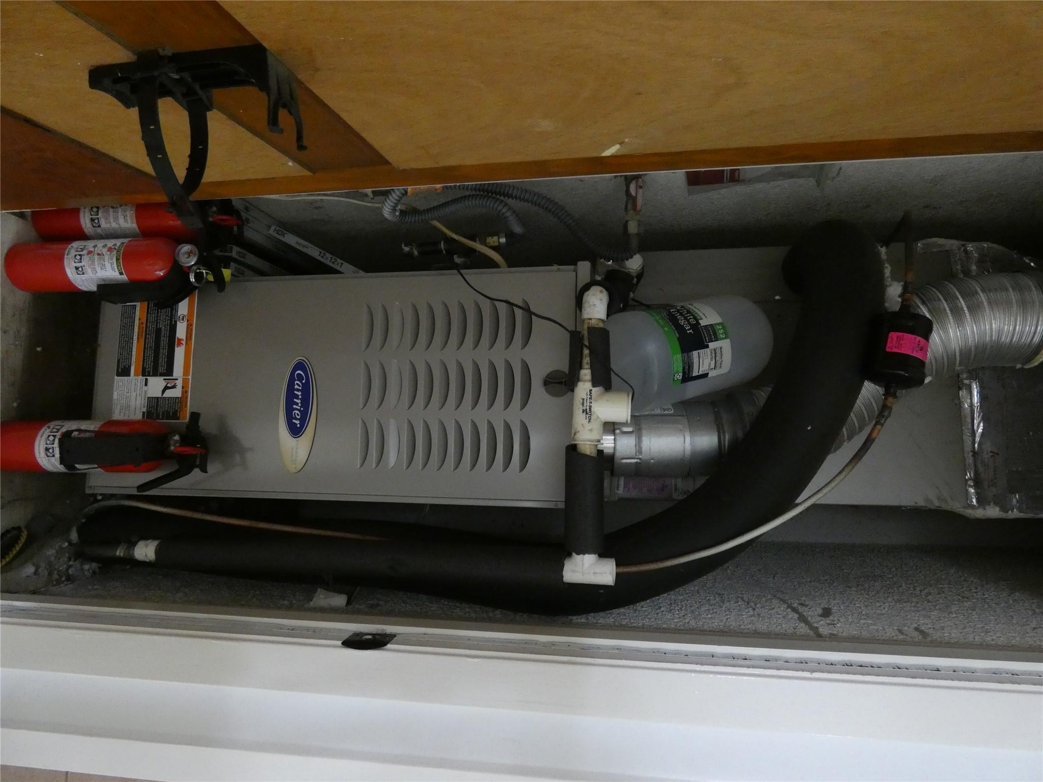 2203 Western Trails Blvd NE # B, Austin, TX 78745