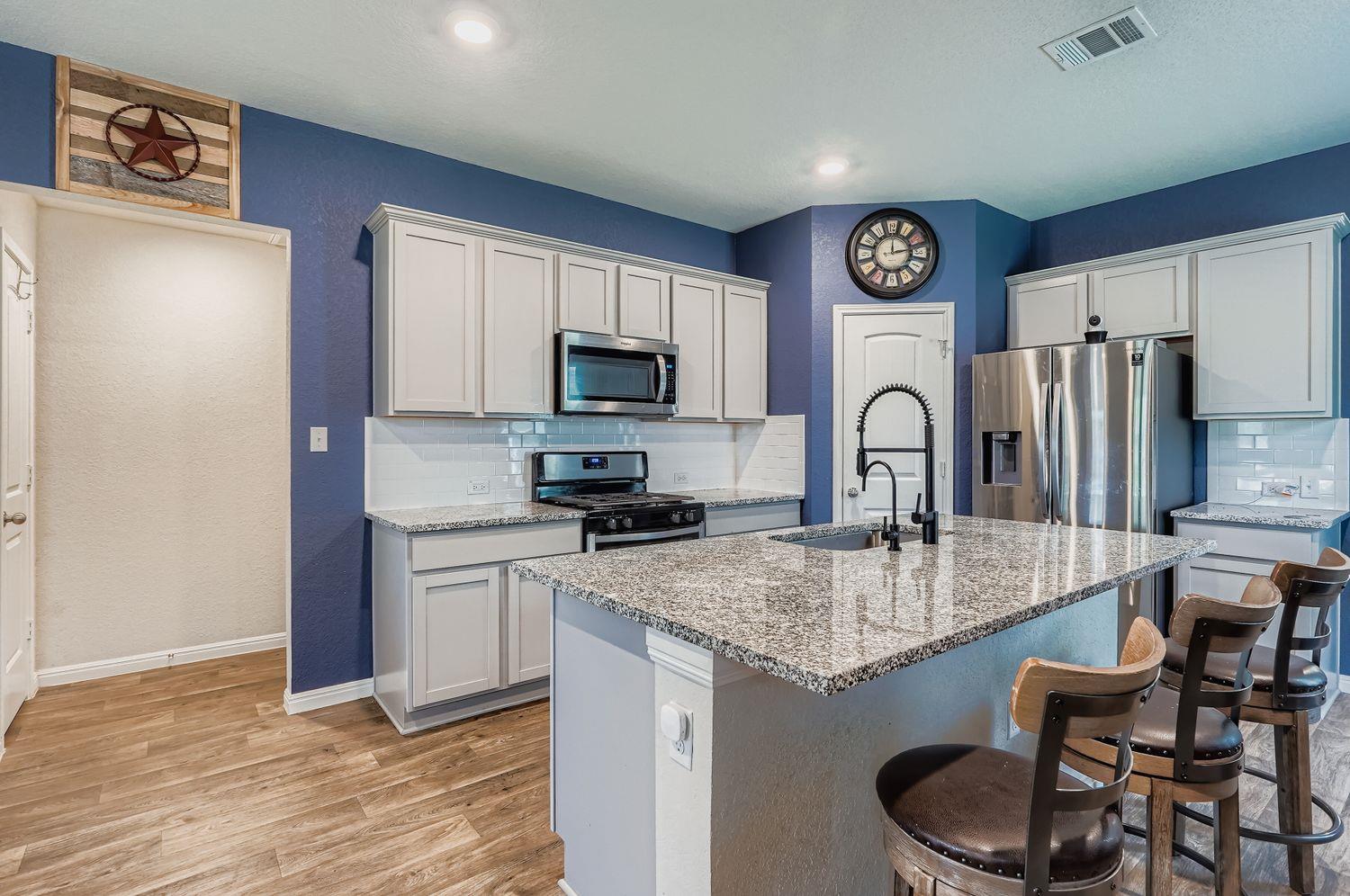 217 Baron Creek Trl, Bastrop, TX 78602