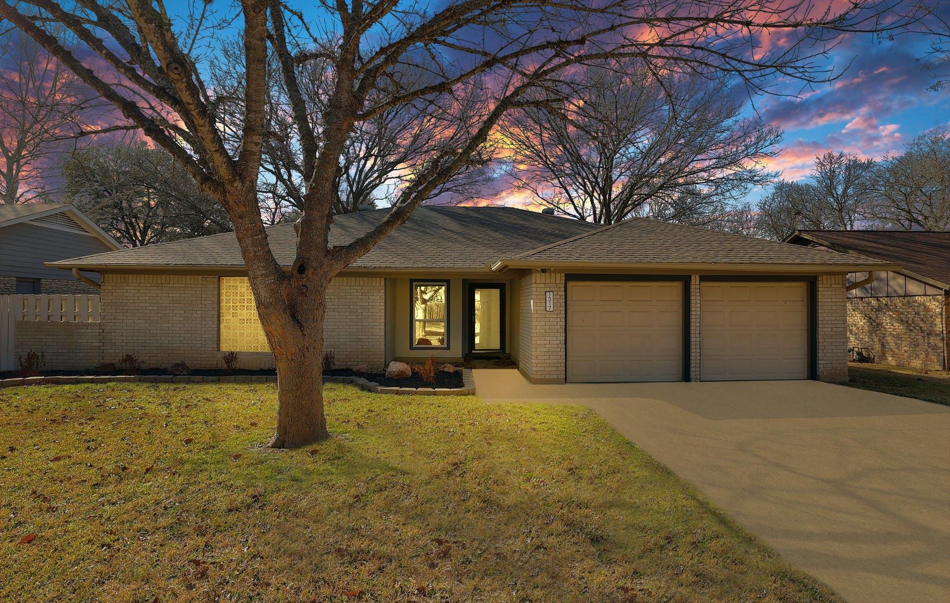 1317 Meadgreen Cir, Austin, TX 78758