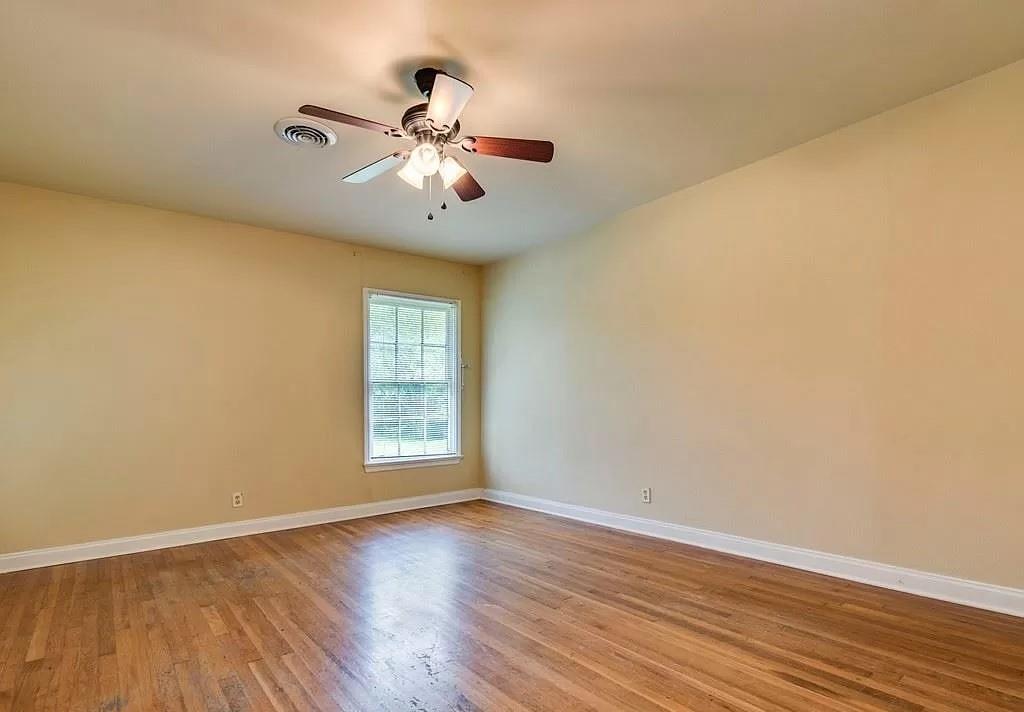 4902 Valley Oak Dr, Austin, TX 78731