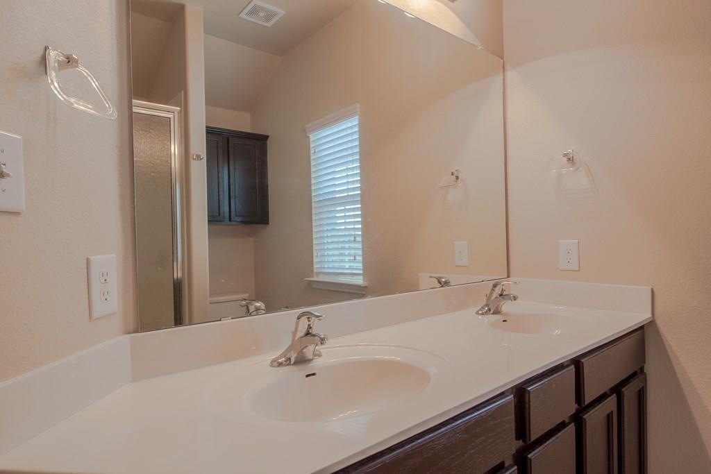 636 Lookout Tree Ln, Round Rock, TX 78664