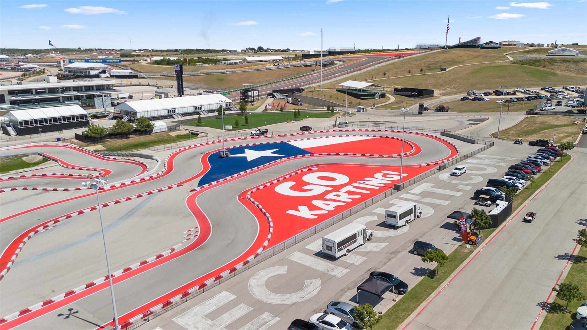 135 Acuna Ct, Del Valle, TX 78617