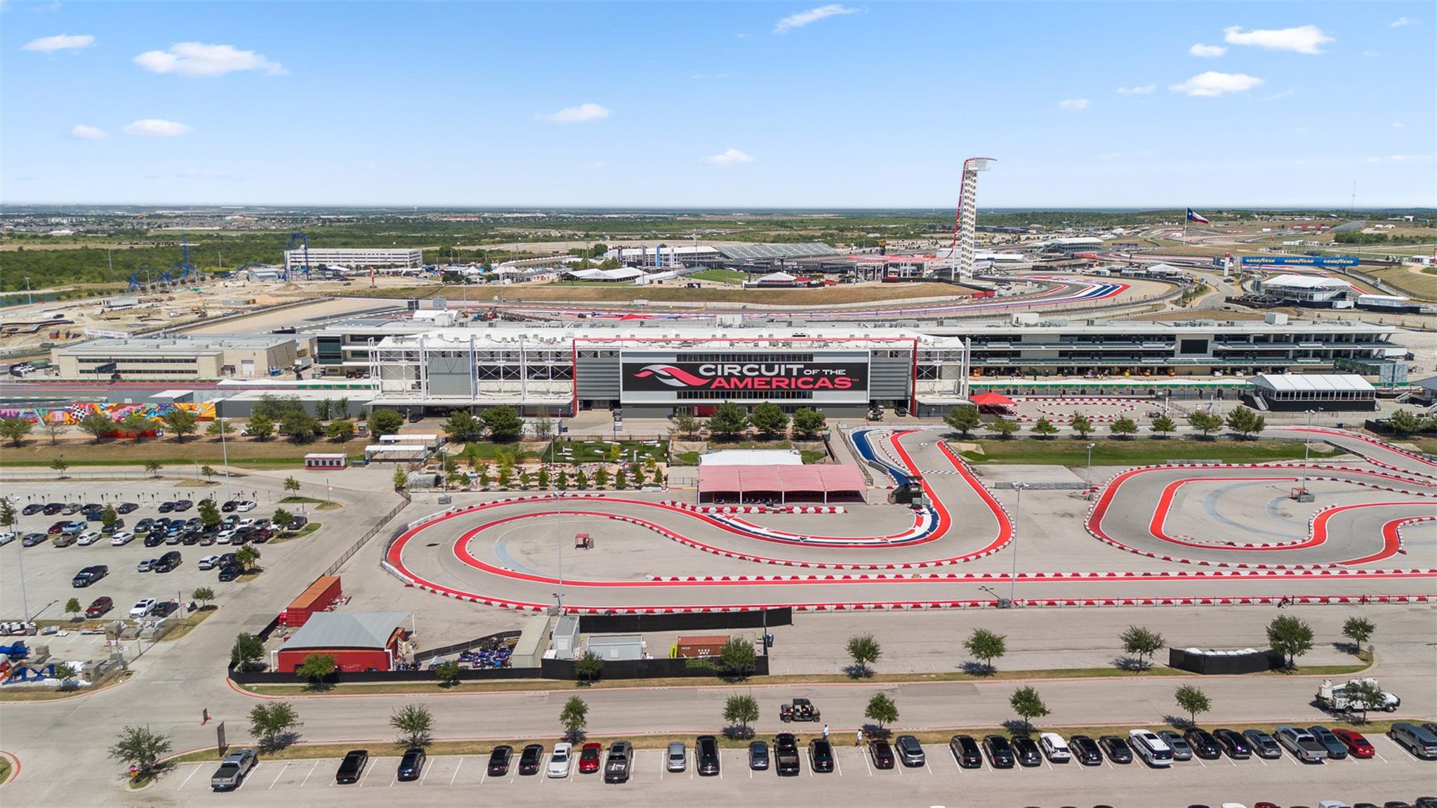 135 Acuna Ct, Del Valle, TX 78617