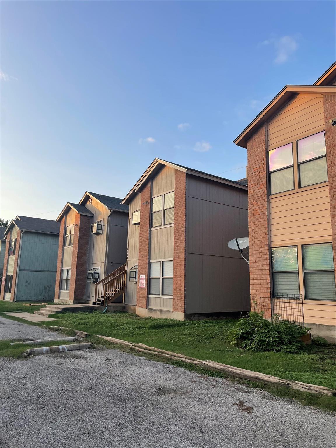 2501 W Slaughter Ln # A, Austin, TX 78748