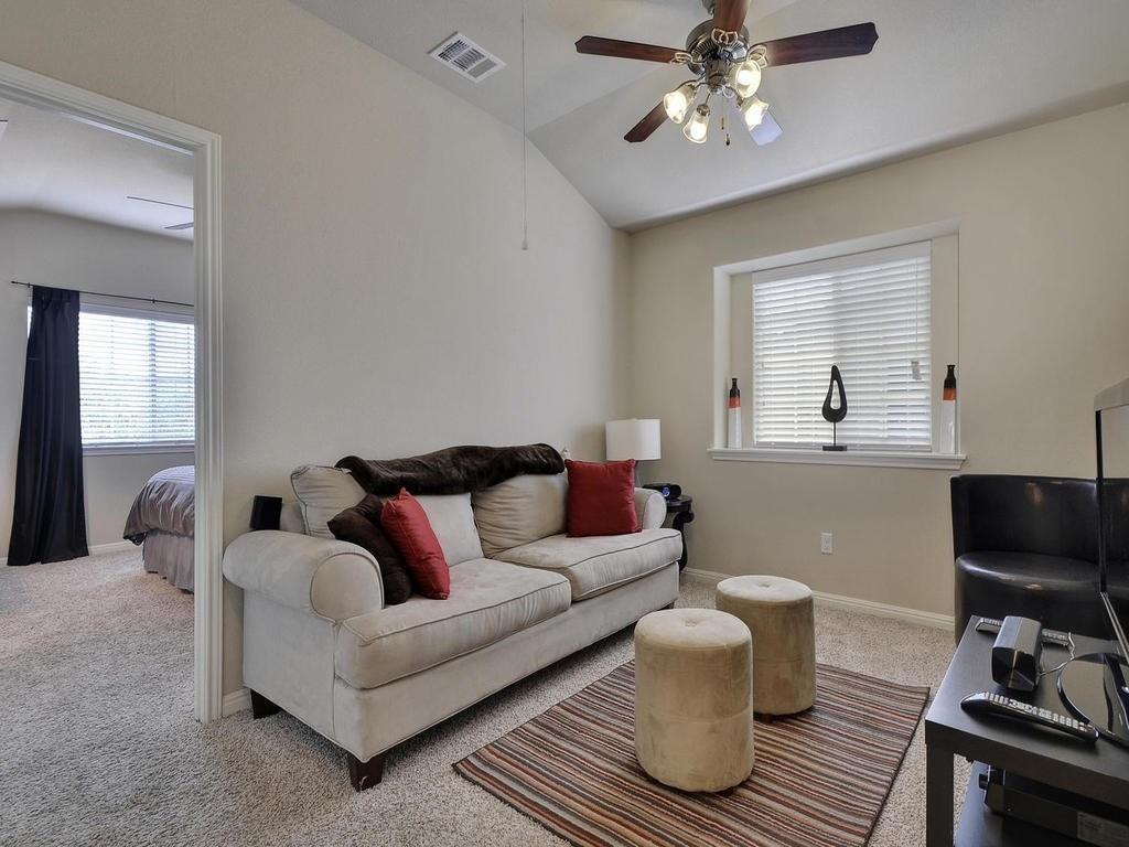 1310 W Parmer Ln # 18B, Austin, TX 78727