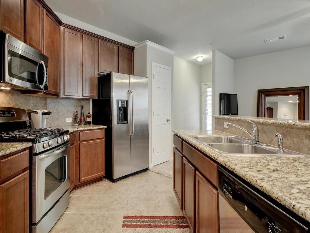 1310 W Parmer Ln # 18B, Austin, TX 78727