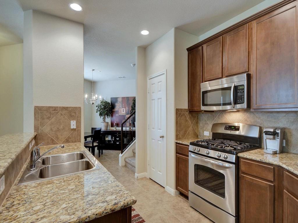 1310 W Parmer Ln # 18B, Austin, TX 78727