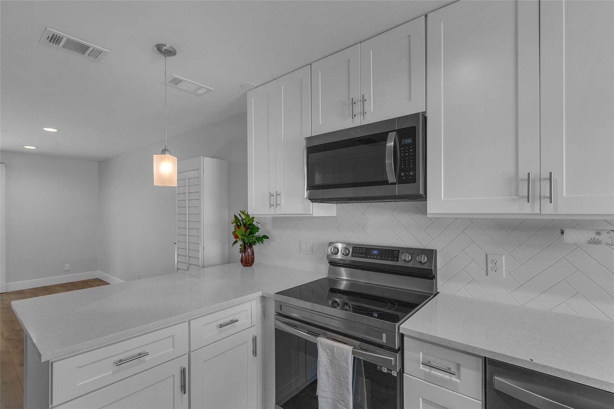 3812 Southway Dr # 101, Austin, TX 78704