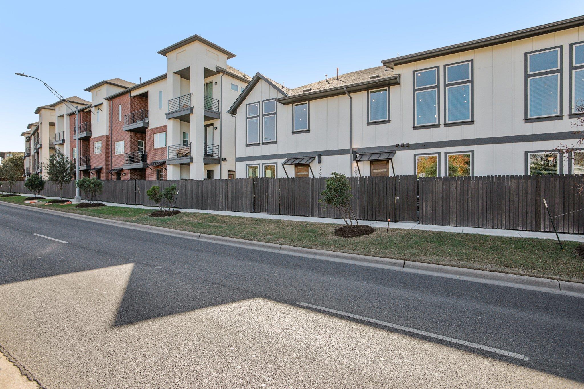 200 W 56th St # 2104, Austin, TX 78751