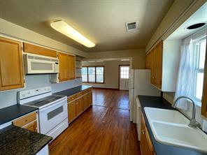 10107 Signal Hill Rd, Austin, TX 78737